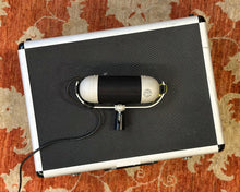 Load image into Gallery viewer, AEA R92 Ribbon Microphone