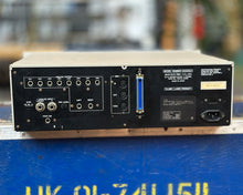 Load image into Gallery viewer, AKAI CD3000i CD-ROM Sample Player w/ 2 x EXM3008 RAM Cards & 16MB RAM (8mWords)