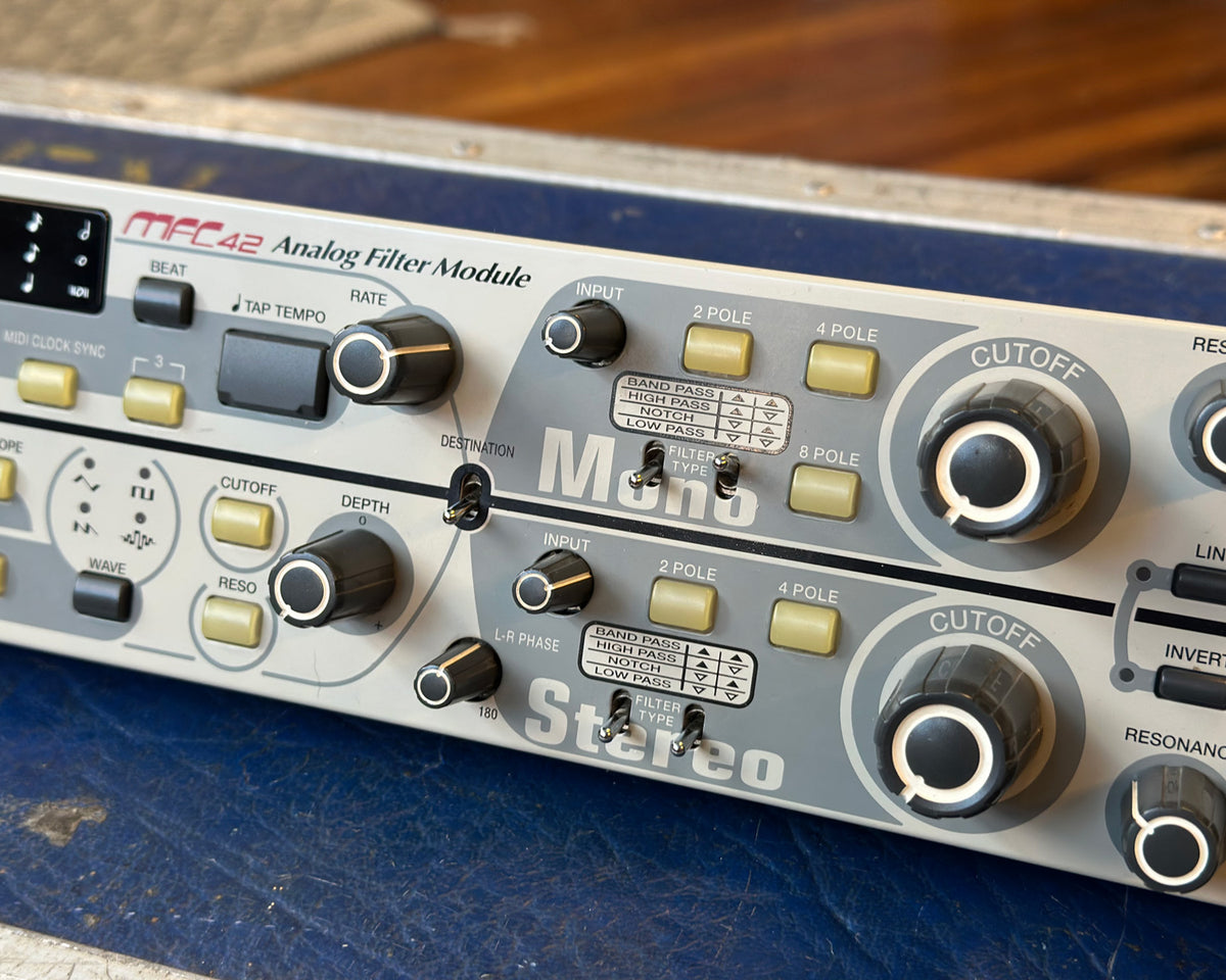 AKAI MFC42 Analog Filter Module – Found Sound