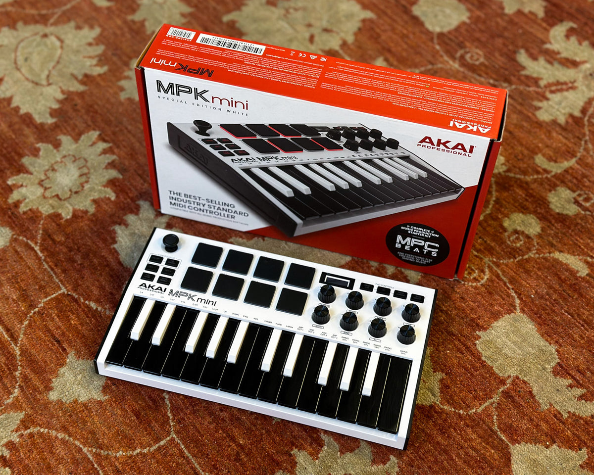 AKAI MPK Mini SE White – Found Sound