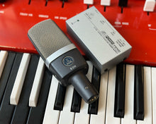Load image into Gallery viewer, AKG C214 w/ Case