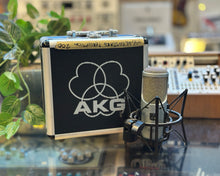 Load image into Gallery viewer, AKG Perception 200 Condenser Microphone w/ Carry Case