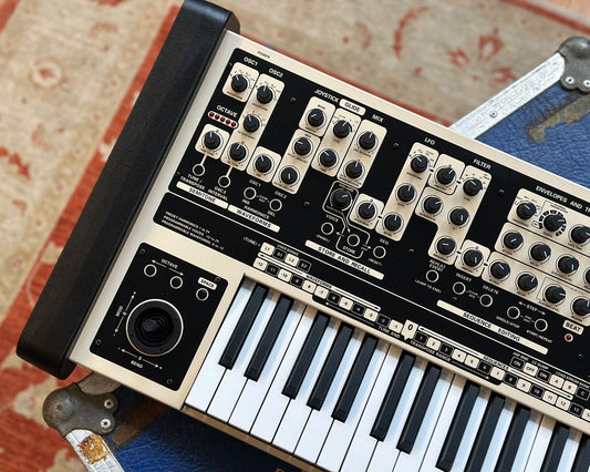 APOB Instruments OSCar40 (Oxford Synthesiser Company Clone)