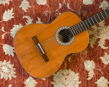 Load image into Gallery viewer, Amada 4735 Classical Guitar