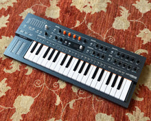 Load image into Gallery viewer, Arturia MiniFreak 37 - Six Voice Polyphonic Hybrid Synthesizer
