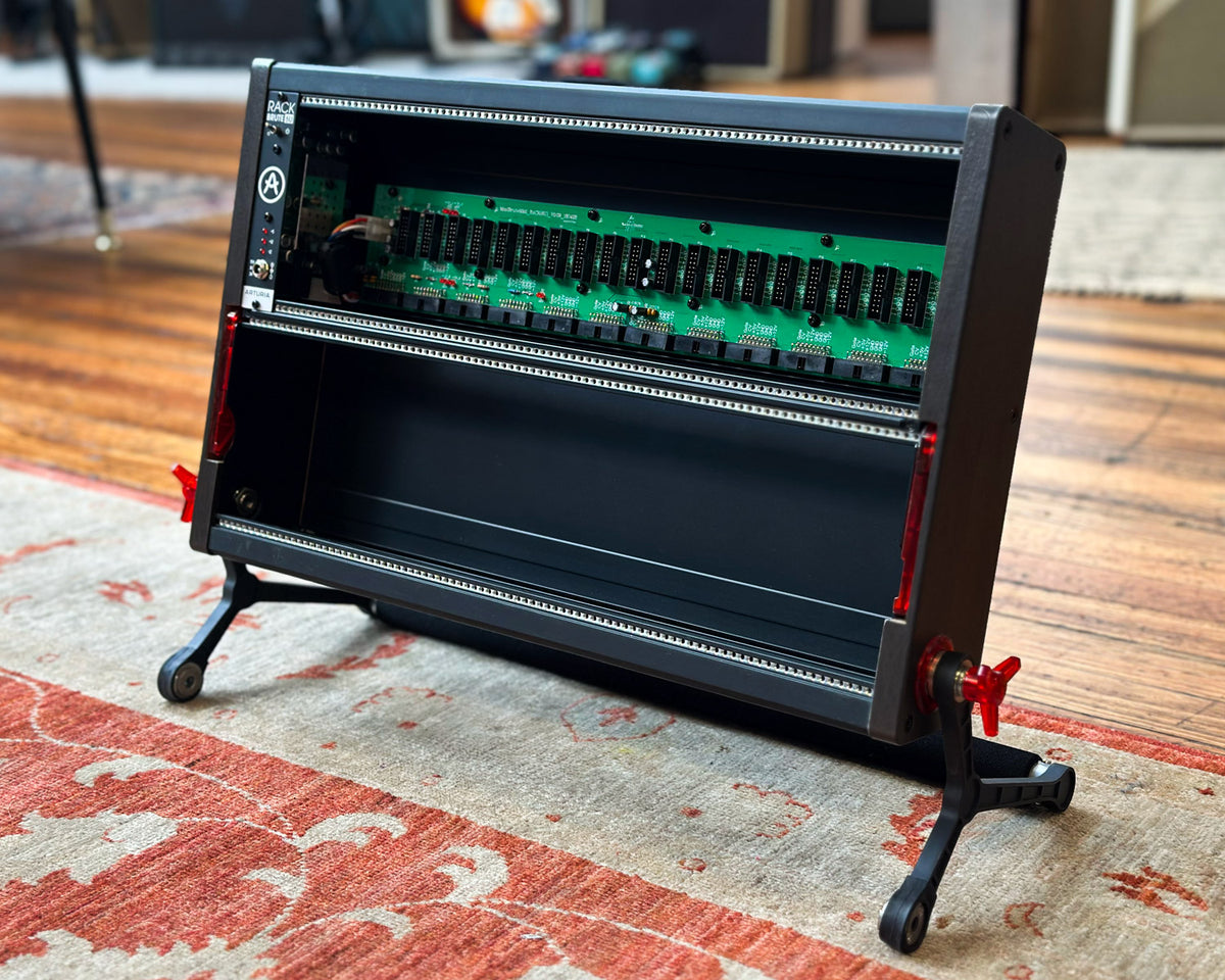 【AIさん専用】Arturia / RackBrute 6U AIさん専用】Arturia / RackBrute 6U Buy RackBrute 6U | Arturia