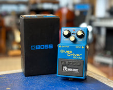 Load image into Gallery viewer, BOSS BD-2w Blues Driver