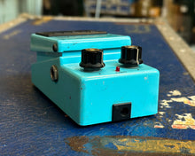 Load image into Gallery viewer, BOSS CE-2 Chorus - Long Dash / Silver Screw