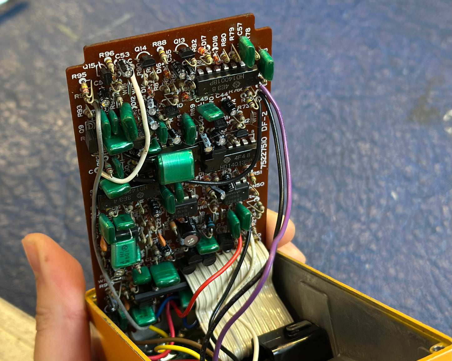 1984 BOSS DF-2 Super Distortion Feedbacker (Lawsuit)