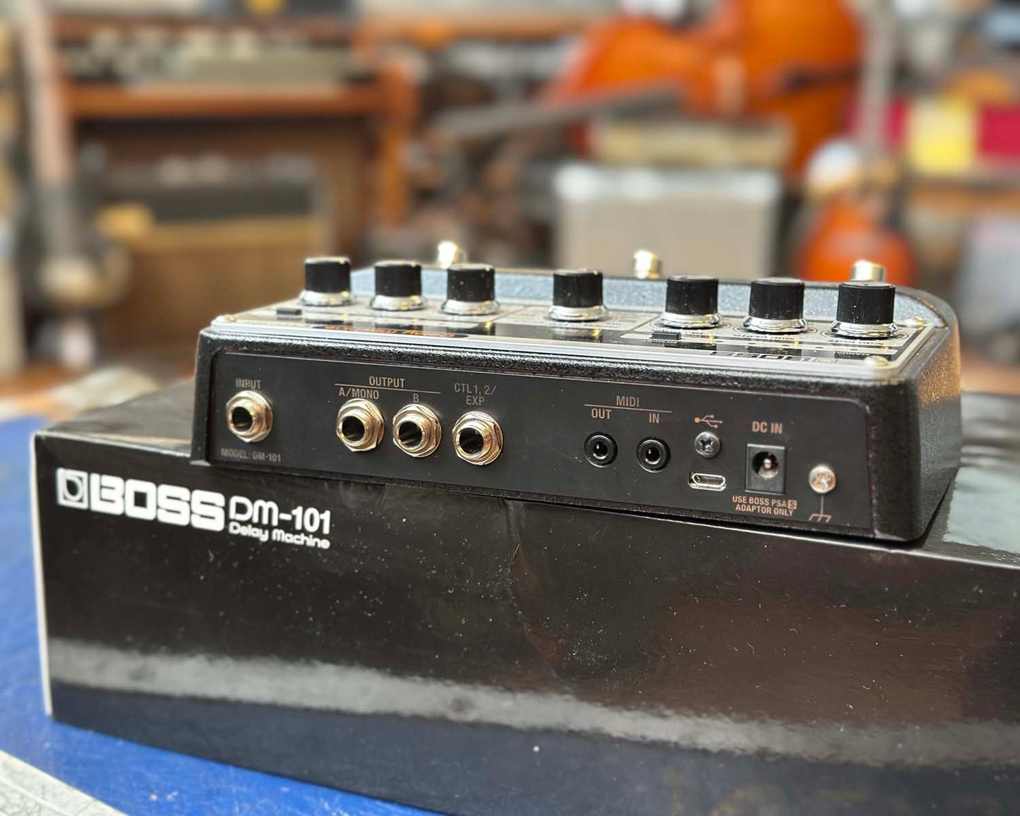 BOSS DM-101 Delay Machine
