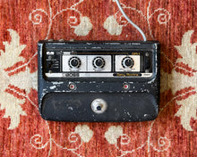 Load image into Gallery viewer, BOSS DM-1 Analogue Bucket-Brigade Delay Pedal