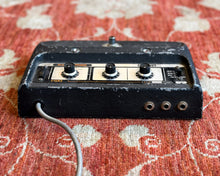 Load image into Gallery viewer, BOSS DM-1 Analogue Bucket-Brigade Delay Pedal