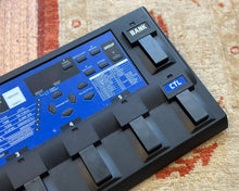 Load image into Gallery viewer, BOSS ME-8 Multi-Effects Pedal