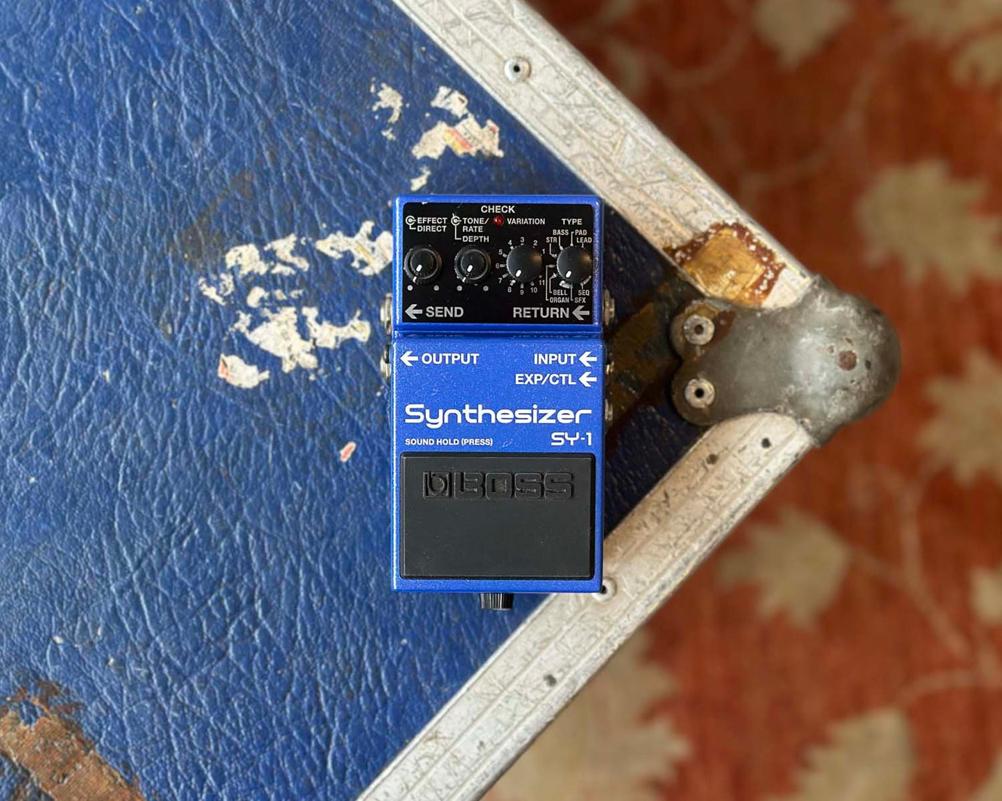 BOSS SY-1 Synthesizer Effects Pedal