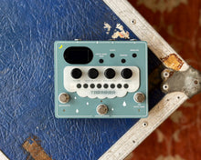 Load image into Gallery viewer, Bananana Effects Tararira