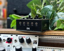 Load image into Gallery viewer, Bastl Instruments Dude Monophonic Mixer