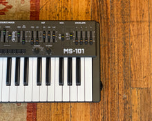 Load image into Gallery viewer, Behringer MS-101 (MS-1) Black Analog Synthesizer