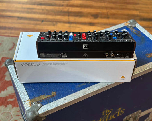 Behringer Model D