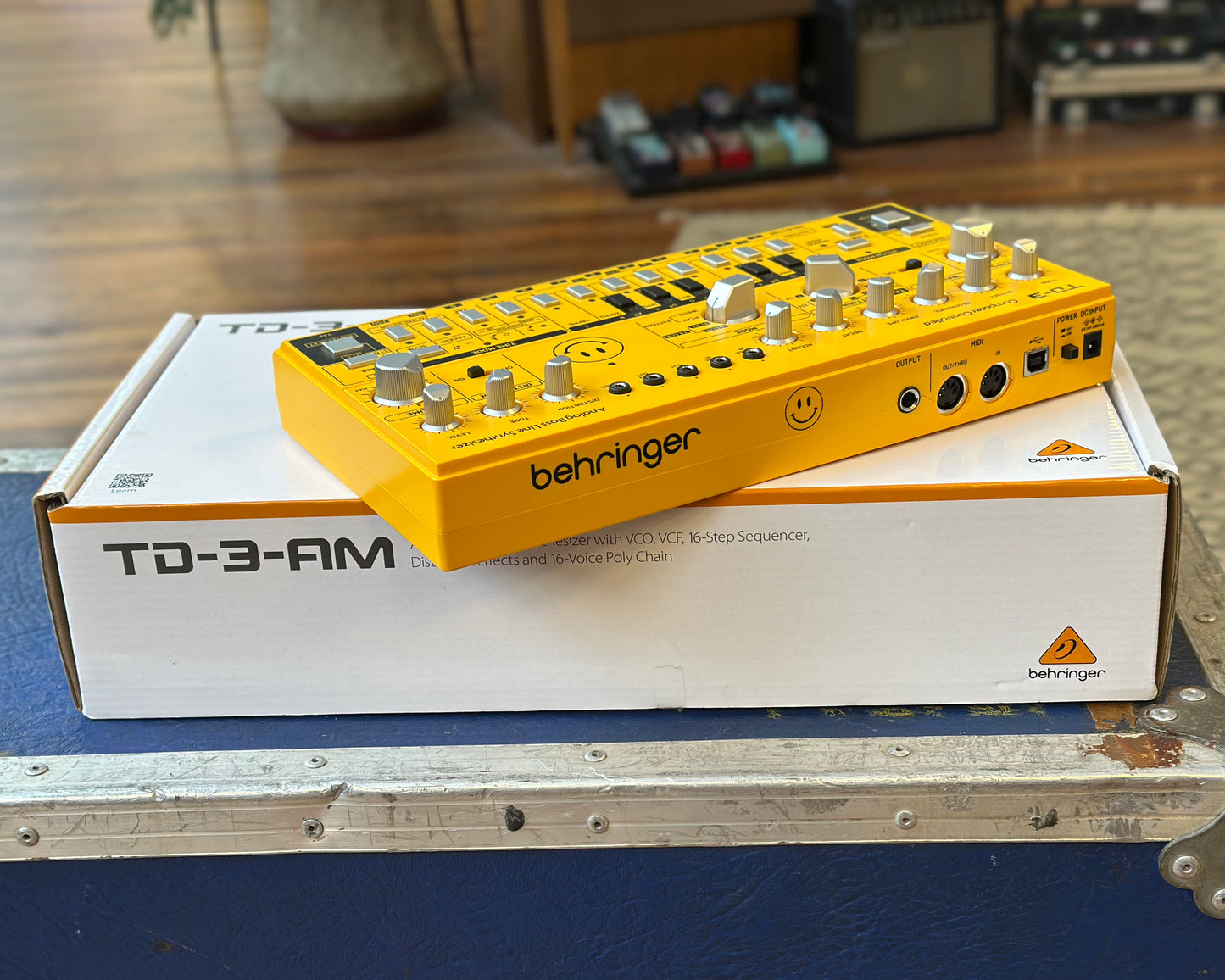 Behringer TD-3 AM Analog Bass Line Synth