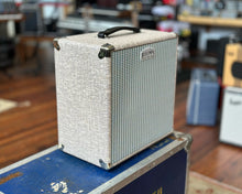 Load image into Gallery viewer, BlueAmps Junior EX 1000 Watt 4x6.5" Guitar Amplifier