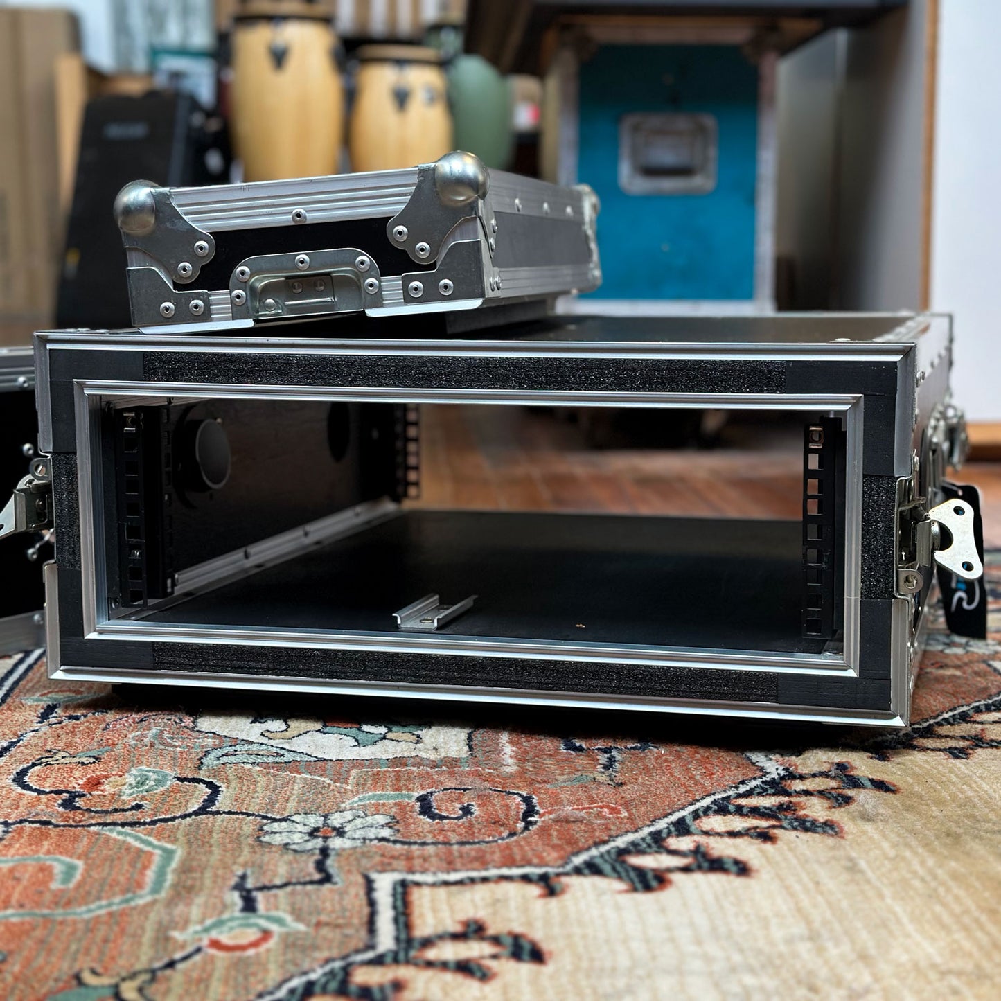 Blue Cat Case Company Rack Road Case w/ Fan Ports