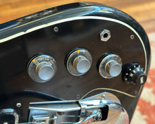 Load image into Gallery viewer, 1963 Burns Black Bison 🇬🇧