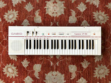 Load image into Gallery viewer, Casio Casiotone CT-102 Electronic Keyboard