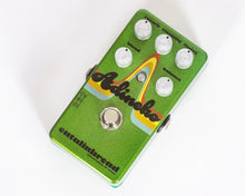 Load image into Gallery viewer, Catalinbread Adineko Oil Can Delay ('70s Collection)