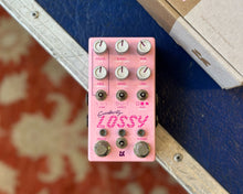 Load image into Gallery viewer, Chase Bliss Lossy Artifacts On Demand Pedal