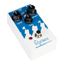 Load image into Gallery viewer, EarthQuaker Devices Chelsea Low End Fuzz Driver