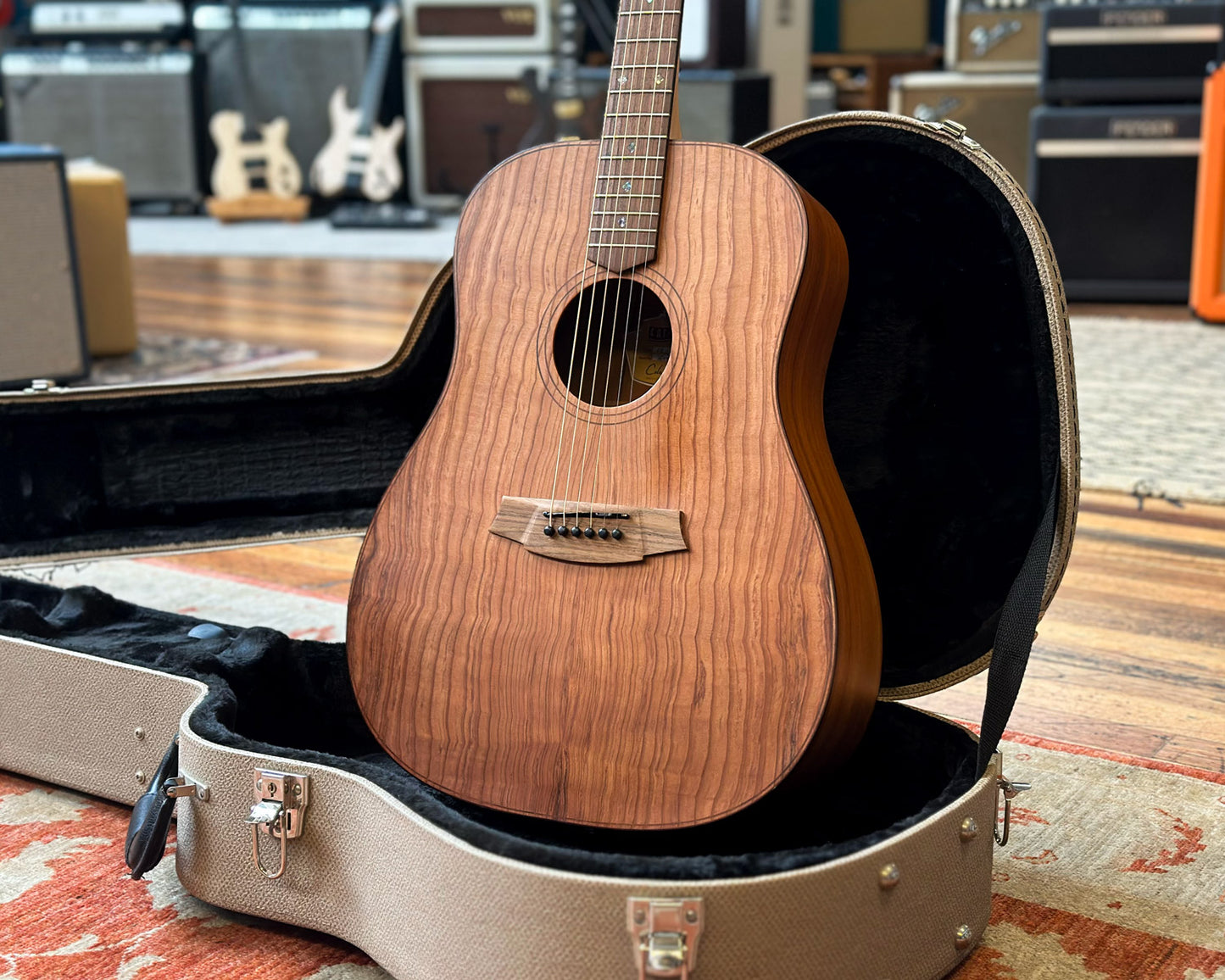 Cole Clark FL2 RDMAH Fat Lady 2 Series Dreadnought Acoustic Guitar