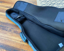 Load image into Gallery viewer, Cordoba Classical Guitar Deluxe Bag
