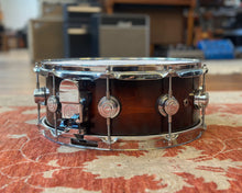 Load image into Gallery viewer, 1999 DW Collectors Series All-Maple Snare 14" x 6" - Black & Silver Badge