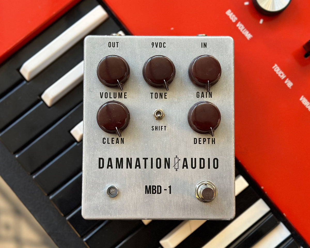 Damnation Audio MBD v3 ベースディストーションプリアンプ