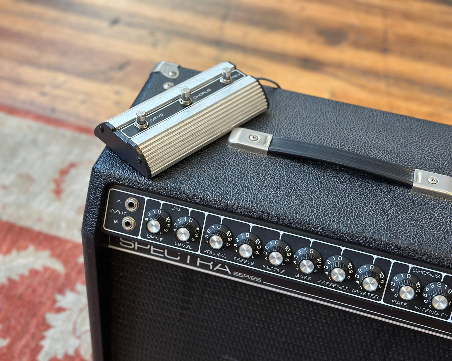 Dean Markley Spectra Series 180A 130 Watt 1x12" Transisitor Guitar Amplifier
