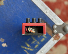 Load image into Gallery viewer, DigiTech DOD Bass Stereo Chorus FX62