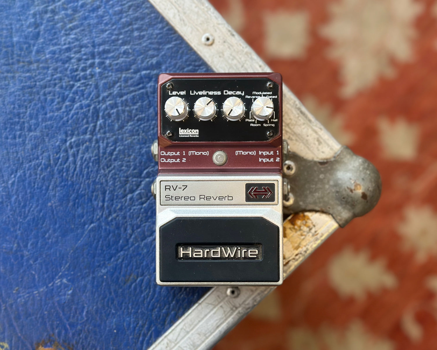 reverse reverb pedal DigiTech HardWire RV-7 Stereo Reverb Pedal – Found Sound