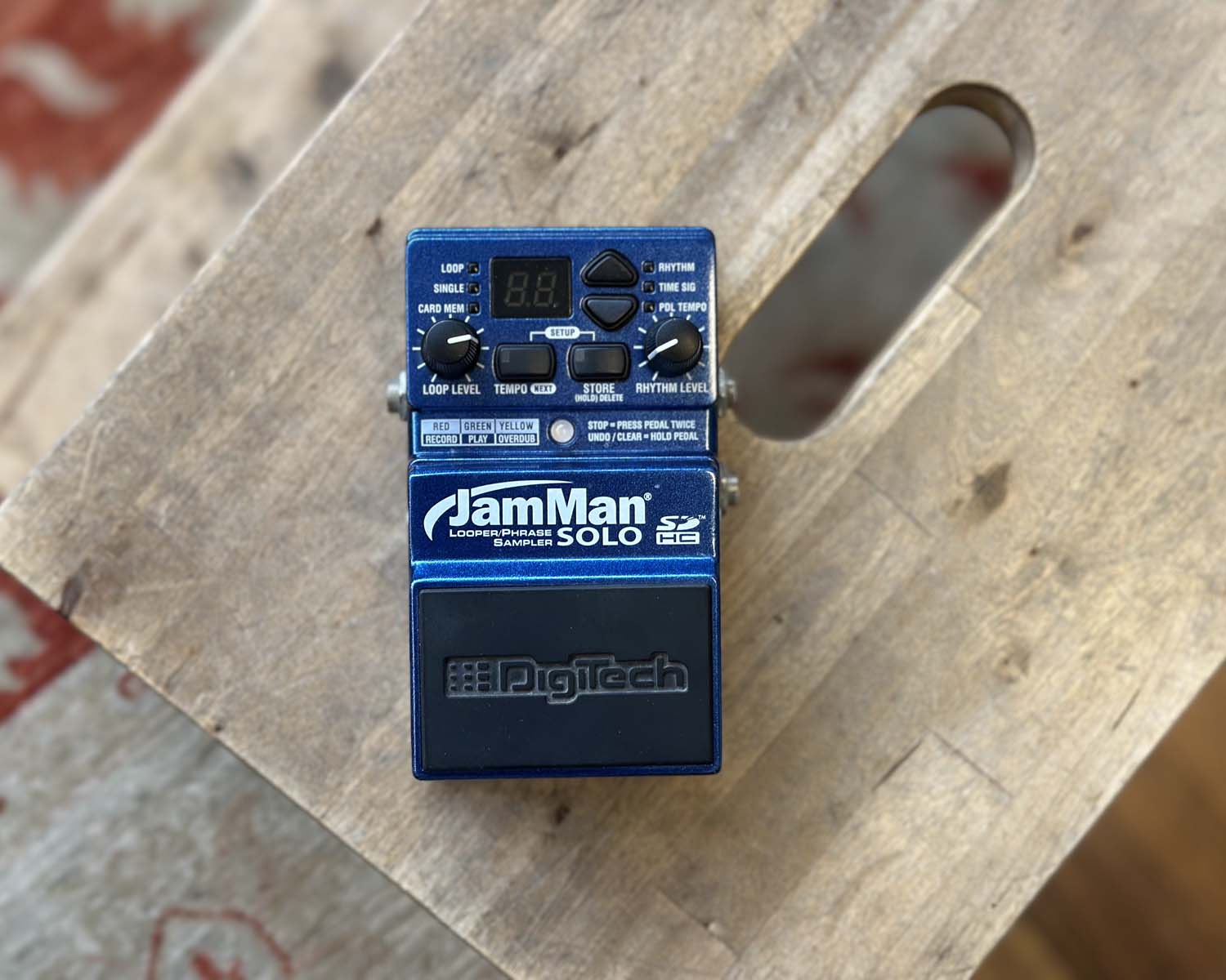 DigiTech JamMan Solo Looper/Phrase Sampler with bonus FS3X 3