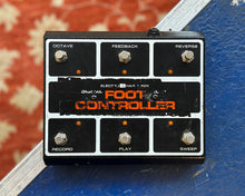 Load image into Gallery viewer, Electro Harmonix 16 Second Digital Delay w/ Digital Foot Controller