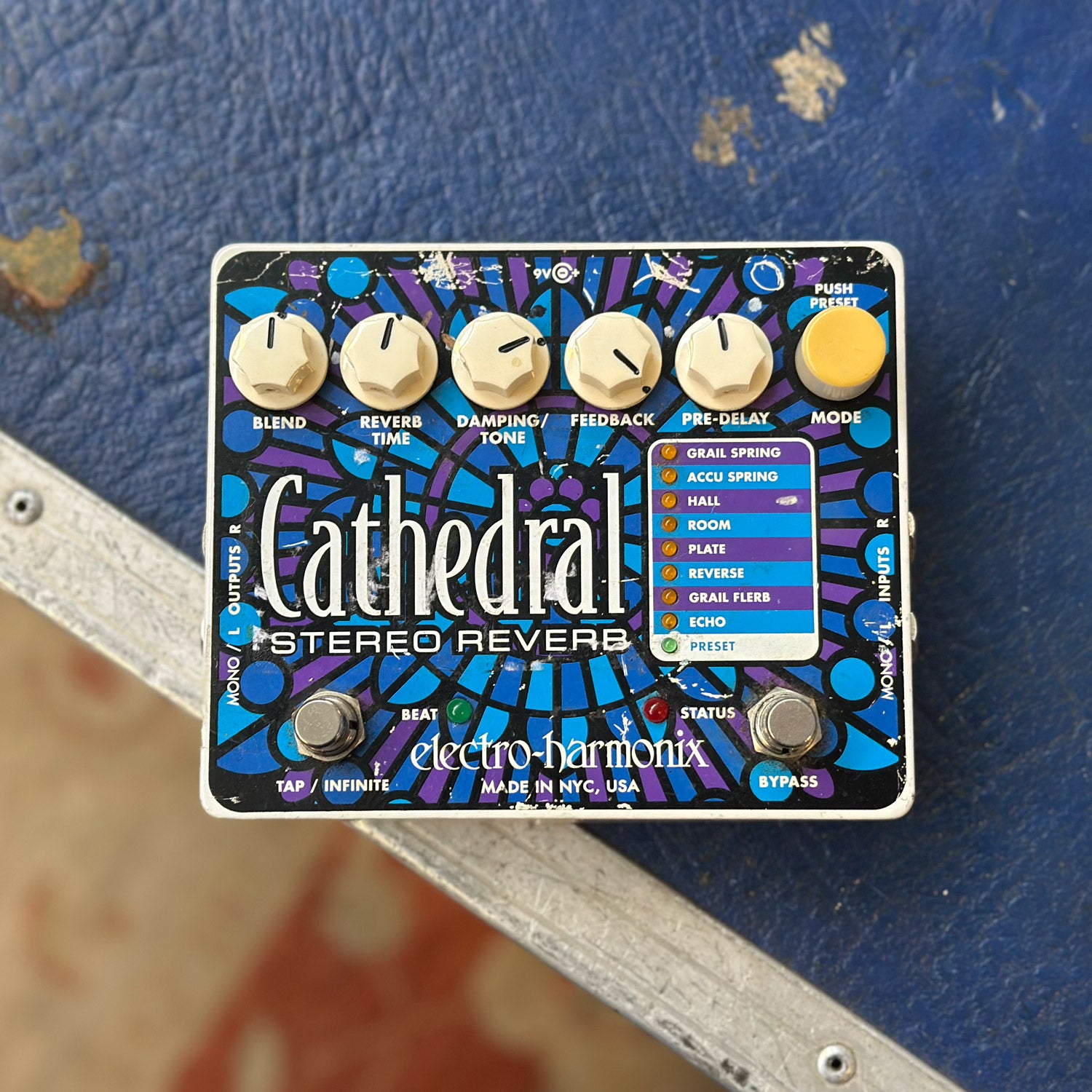 Electro-Harmonix Cathedral Stereo Reverb Pedal