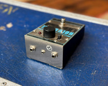 Load image into Gallery viewer, Electro Harmonix Holy Grail Reverb