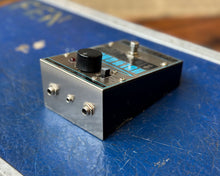 Load image into Gallery viewer, Electro Harmonix Holy Grail Reverb