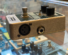 Load image into Gallery viewer, Electro Harmonix Iron Lung Vocoder