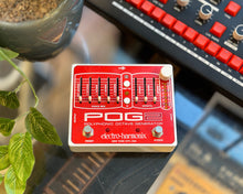 Load image into Gallery viewer, Electro Harmonix POG 2