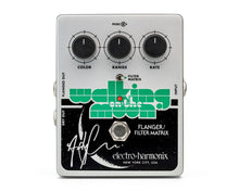 Load image into Gallery viewer, Electro Harmonix Walking On The Moon