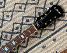 Load image into Gallery viewer, '10 Epiphone Casino - Vintage Sunburst 🇨🇳