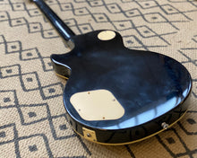 Load image into Gallery viewer, Epiphone Les Paul Standard w/ Epiphone HSC