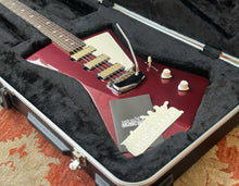 Load image into Gallery viewer, Ernie Ball Music Man St. Vincent Goldie - Velveteen