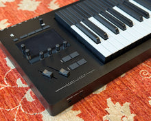 Load image into Gallery viewer, Expressive E Osmose