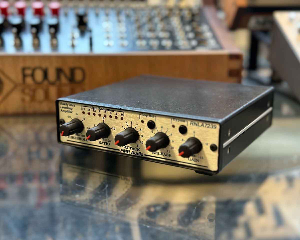 FMR AUDIO RNLA7239E　コンプレッサー　美品 used】FMR AUDIO / RNLA7239【GIB横浜】 - Geek IN Box